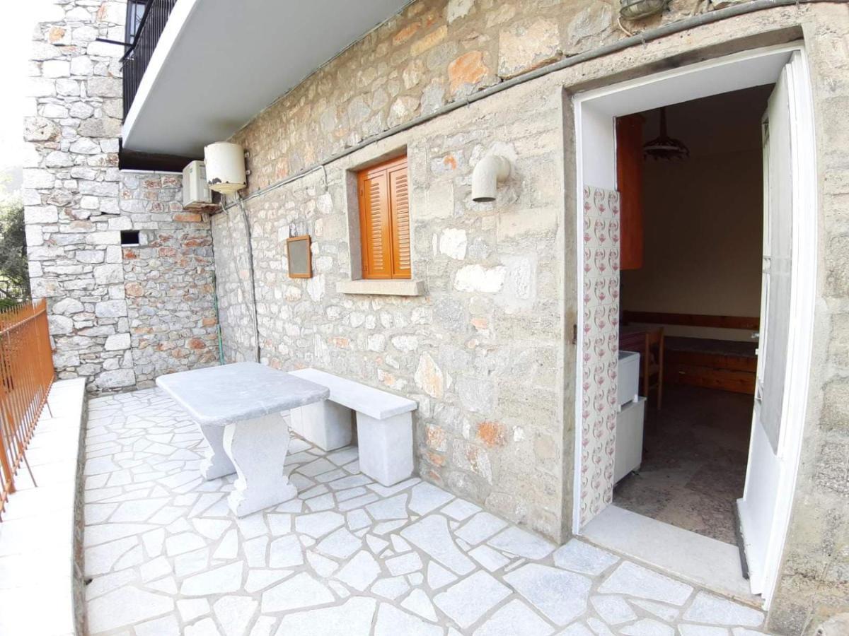 Traditional House Alepis In Areopolis * אראופוליס